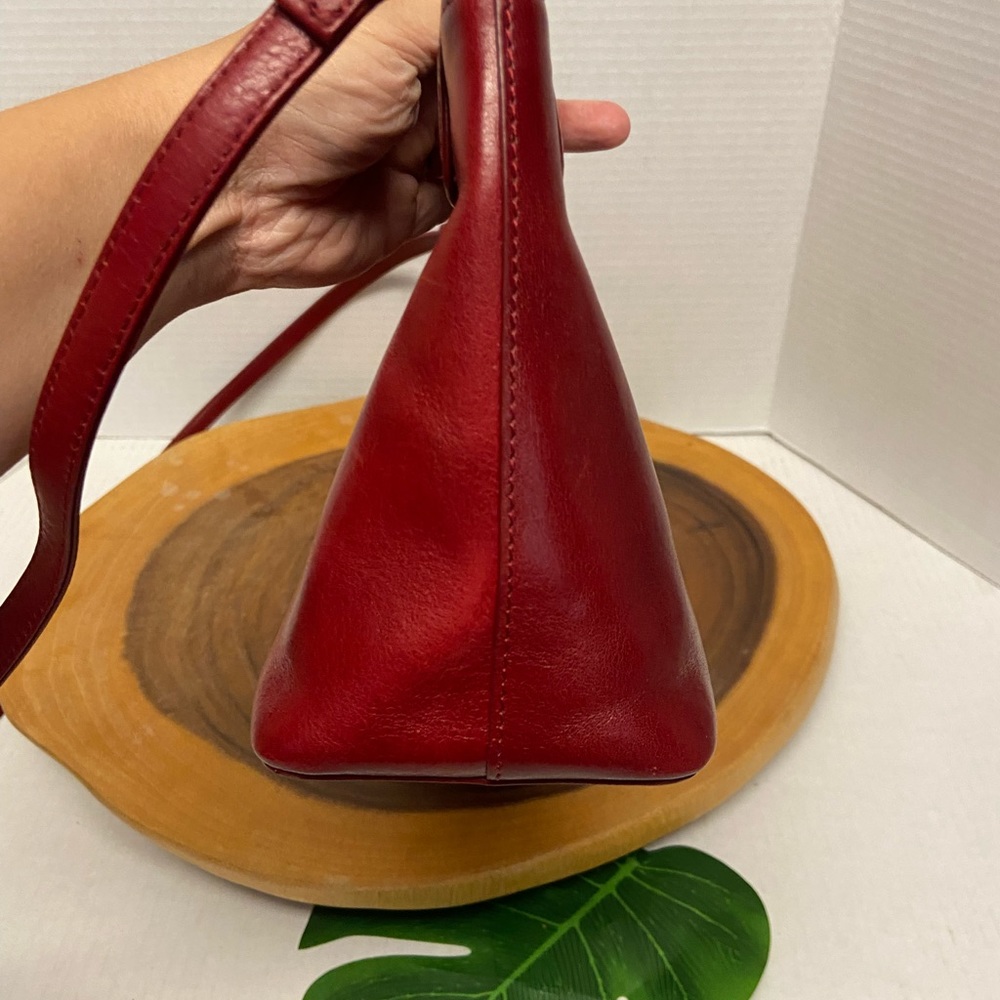 HOBO Red Leather Clutch Shoulder Bag - Picture 2 of 10